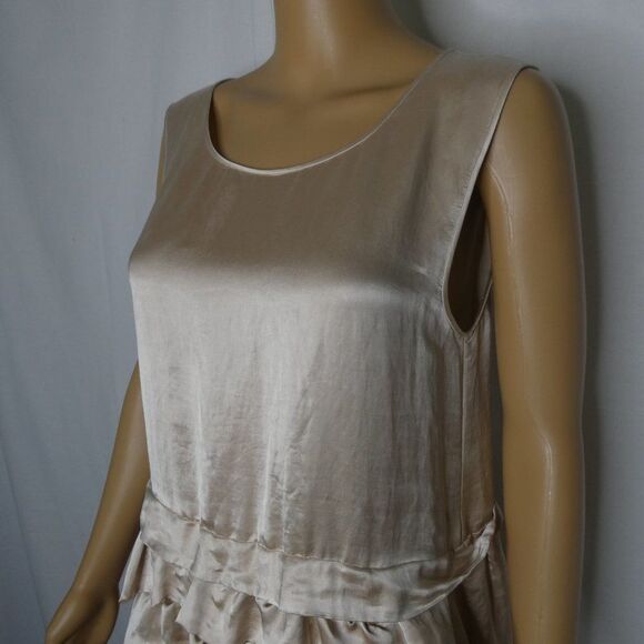 Theory Rikyo Ruffle Blouse Sleeveless Satin Silky Cream Tan Peplum Skirted Small - Picture 2 of 11